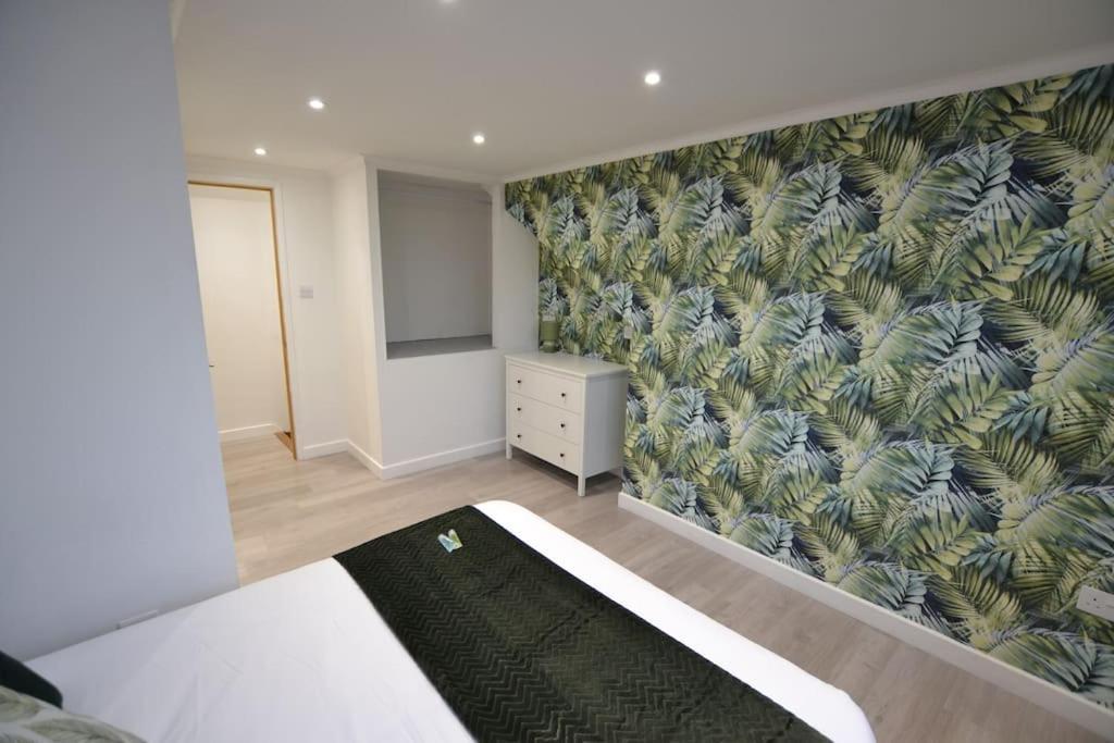 The Hive 4 Bed House Pool Table Air-Con Villa Maidstone Eksteriør billede