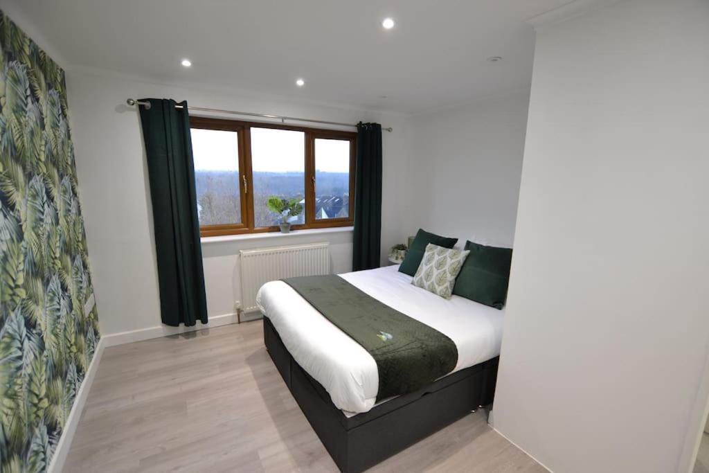 The Hive 4 Bed House Pool Table Air-Con Villa Maidstone Eksteriør billede
